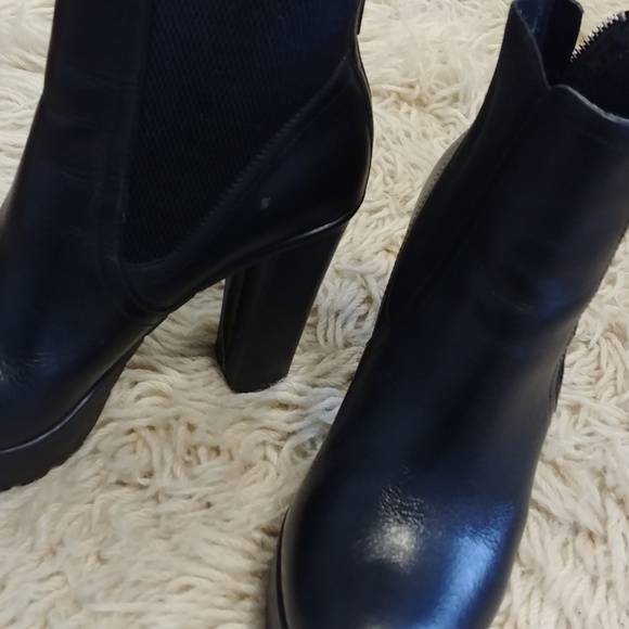 Steve madden booties - Picture 2 of 5